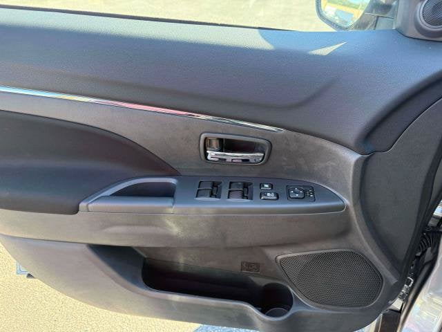 2027 Mitsubishi Outlander Sport S