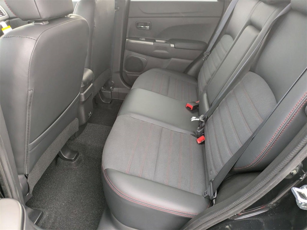 2025 Mitsubishi Outlander Sport 2.0 SE