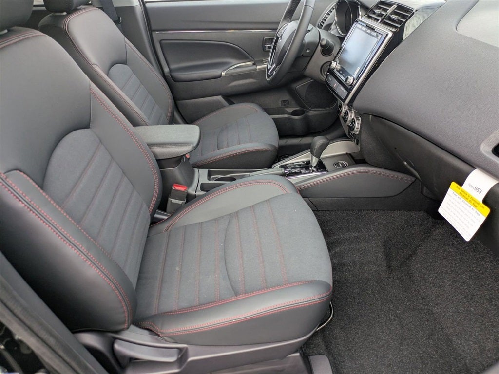 2025 Mitsubishi Outlander Sport 2.0 SE