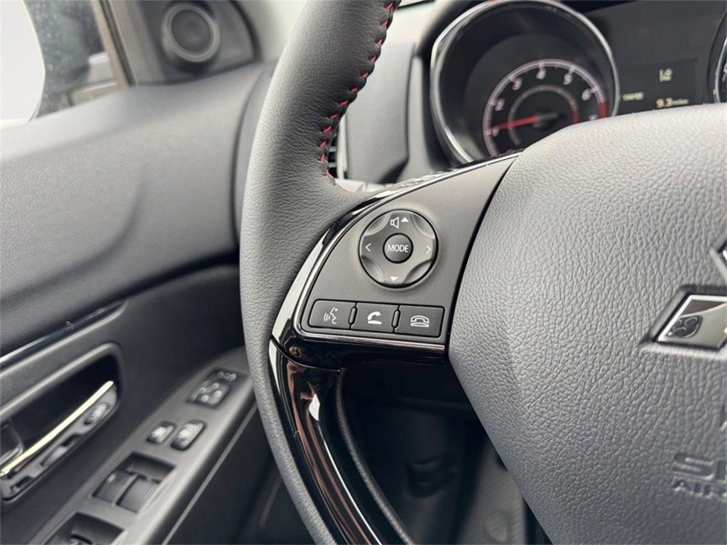 2025 Mitsubishi Outlander Sport 2.0 LE