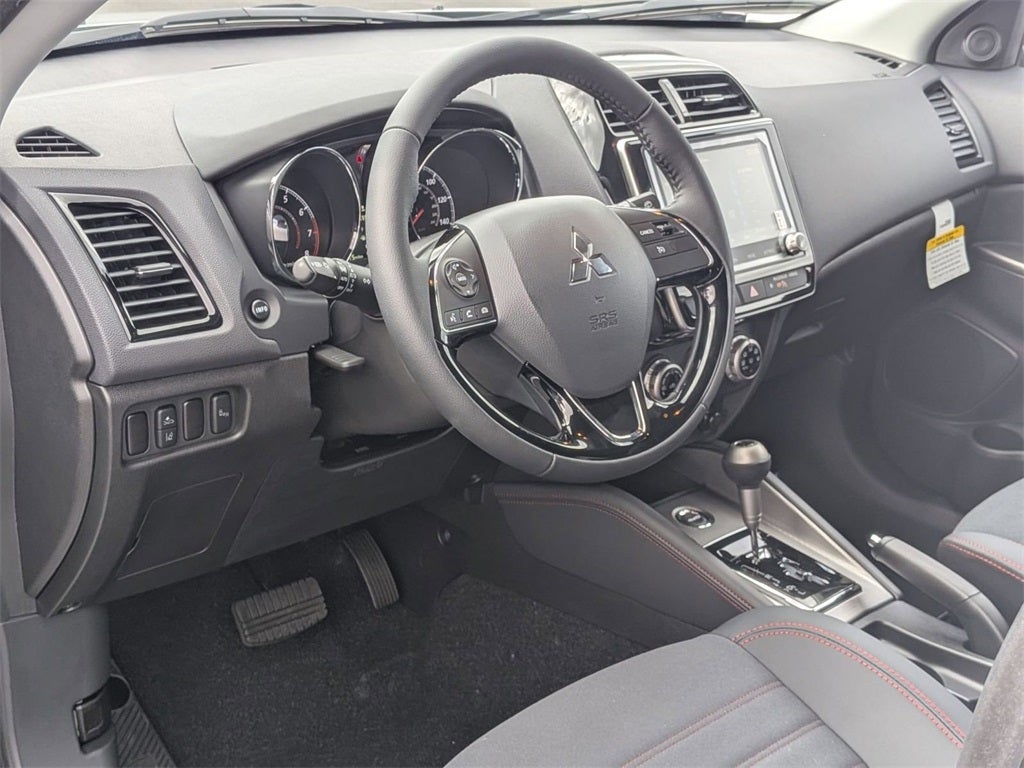 2025 Mitsubishi Outlander Sport 2.0 SE