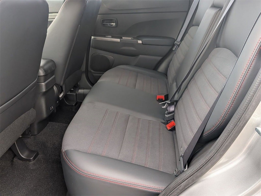 2025 Mitsubishi Outlander Sport 2.0 SE