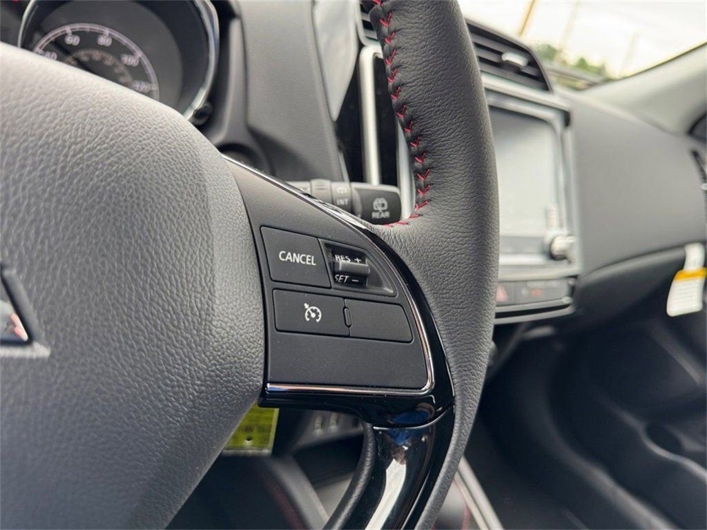 2025 Mitsubishi Outlander Sport 2.0 LE