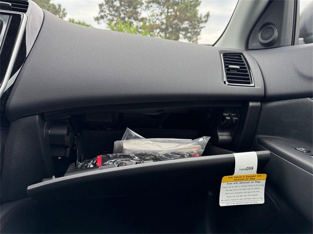 2025 Mitsubishi Outlander Sport 2.0 LE