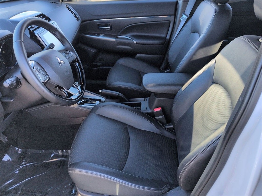 2025 Mitsubishi Outlander Sport SEL