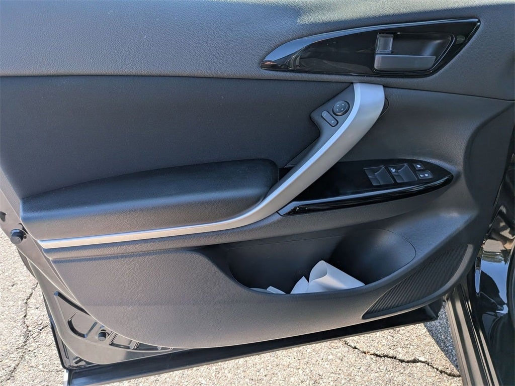 2025 Mitsubishi Eclipse Cross LE