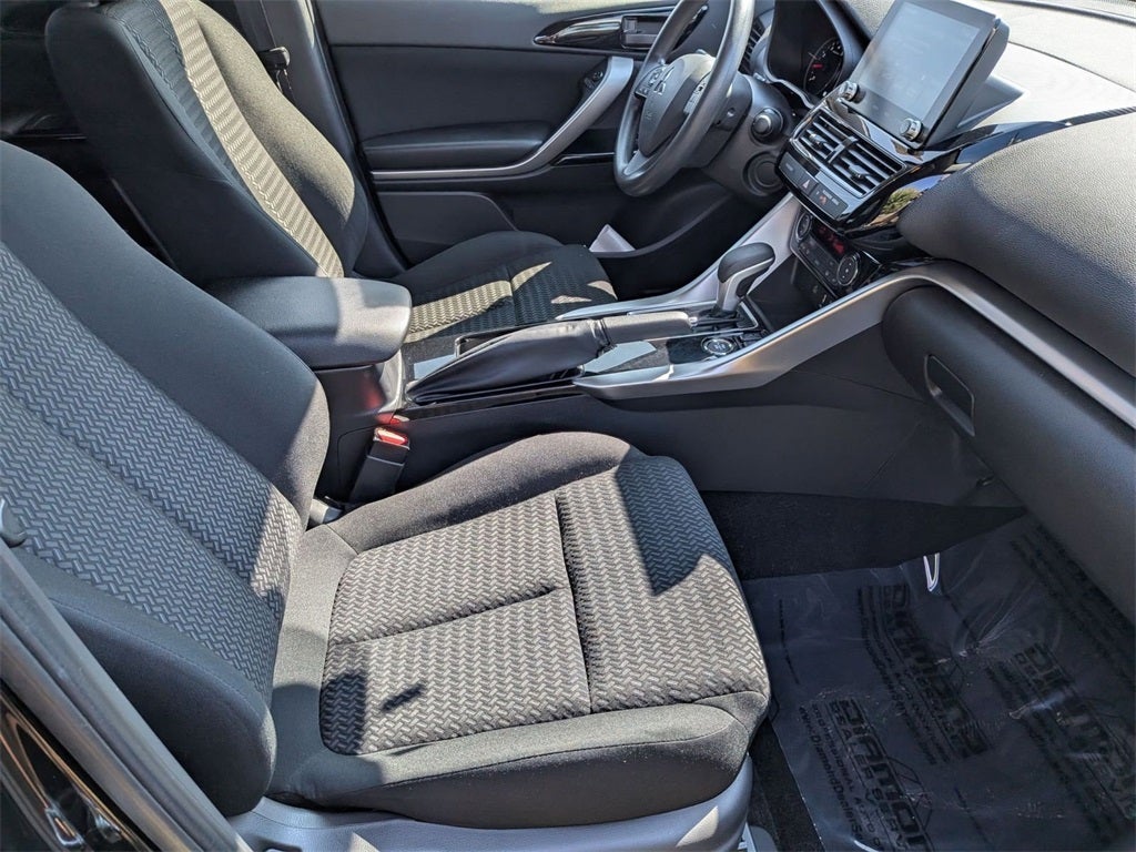 2025 Mitsubishi Eclipse Cross LE