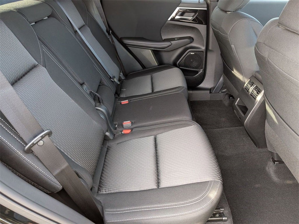 2025 Mitsubishi Outlander ES