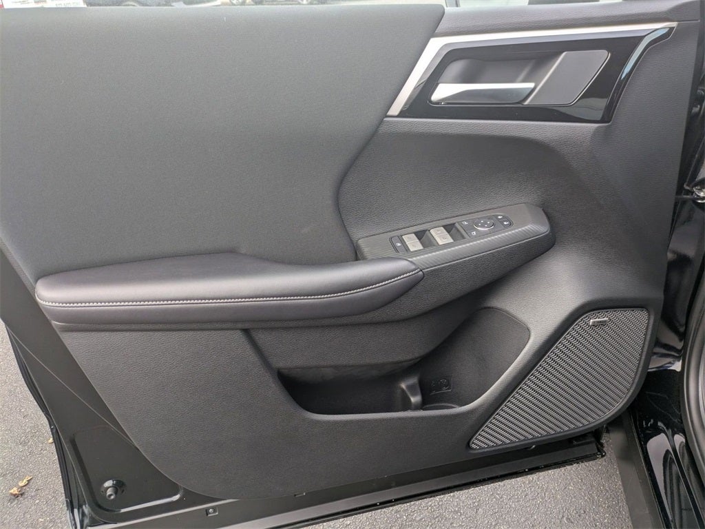 2025 Mitsubishi Outlander ES