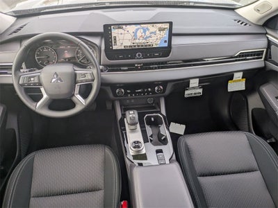 2025 Mitsubishi Outlander ES