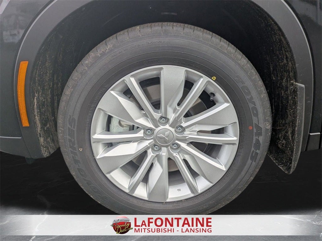 2025 Mitsubishi Outlander ES