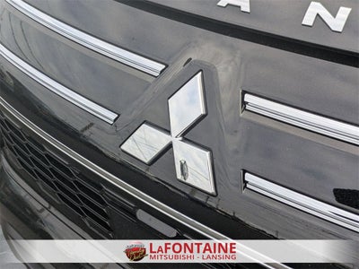 2025 Mitsubishi Outlander ES