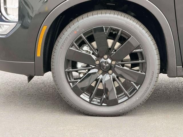 2026 Mitsubishi Outlander LE