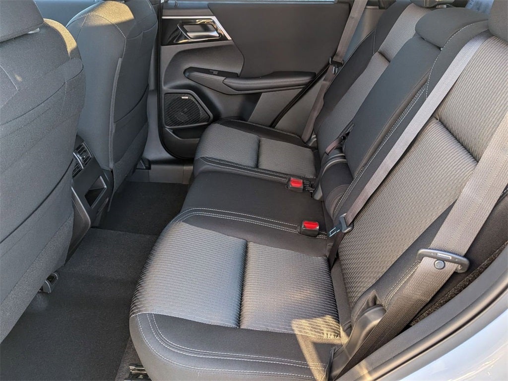 2026 Mitsubishi Outlander ES