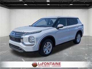 2026 Mitsubishi Outlander ES
