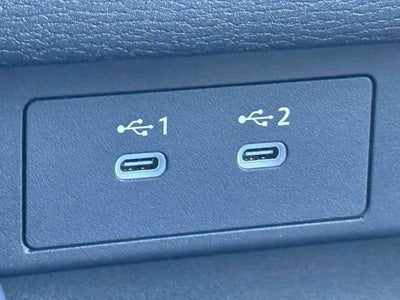 2026 Mitsubishi Outlander LE