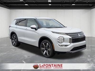 2026 Mitsubishi Outlander LE