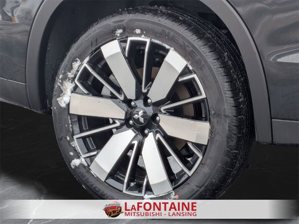 2026 Mitsubishi Outlander SE