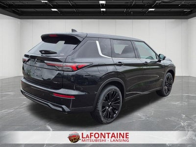 2026 Mitsubishi Outlander SE