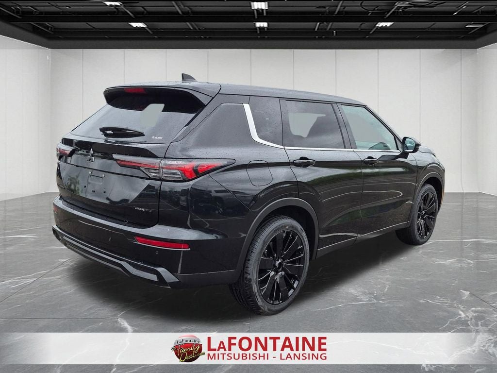 2026 Mitsubishi Outlander SE