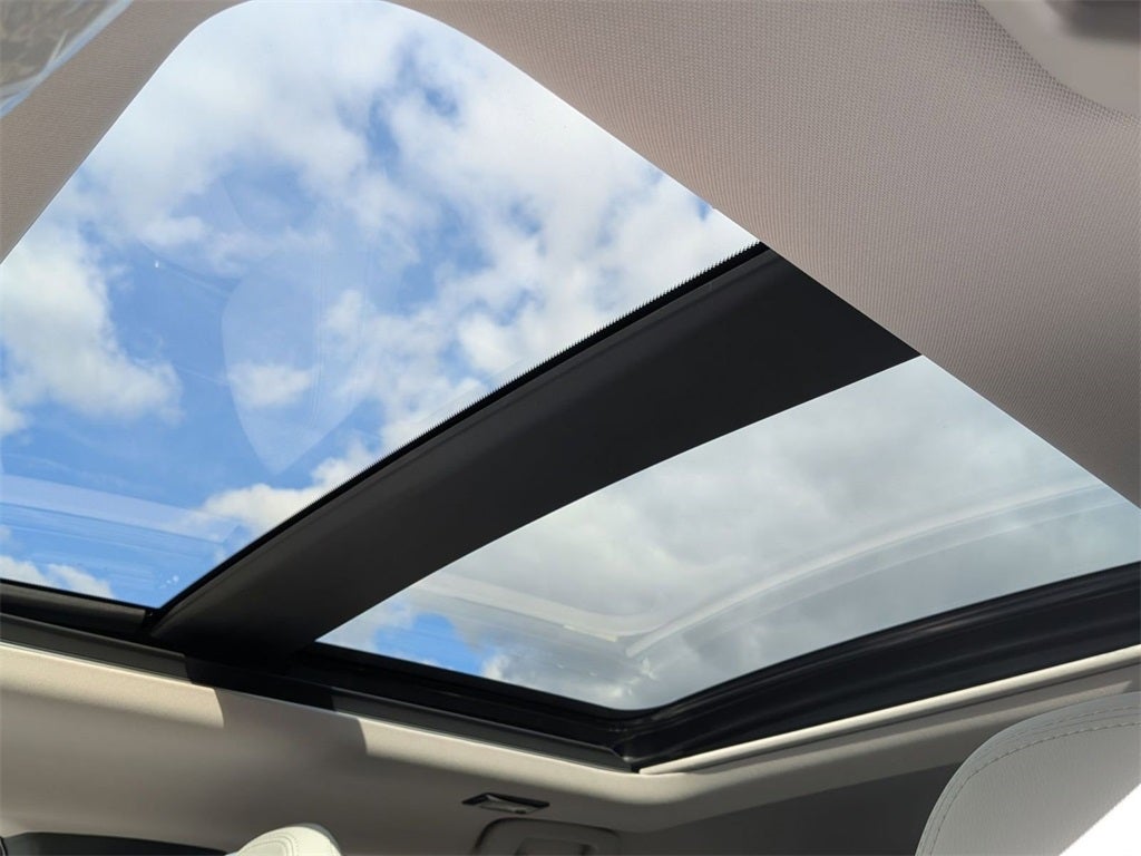 2025 Mitsubishi Outlander PLATINUM