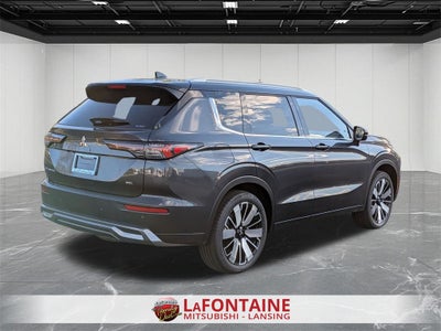 2025 Mitsubishi Outlander SEL