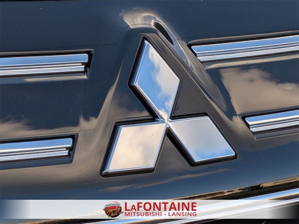 2025 Mitsubishi Outlander SEL