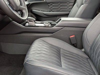 2025 Mitsubishi Outlander Platinum Edition