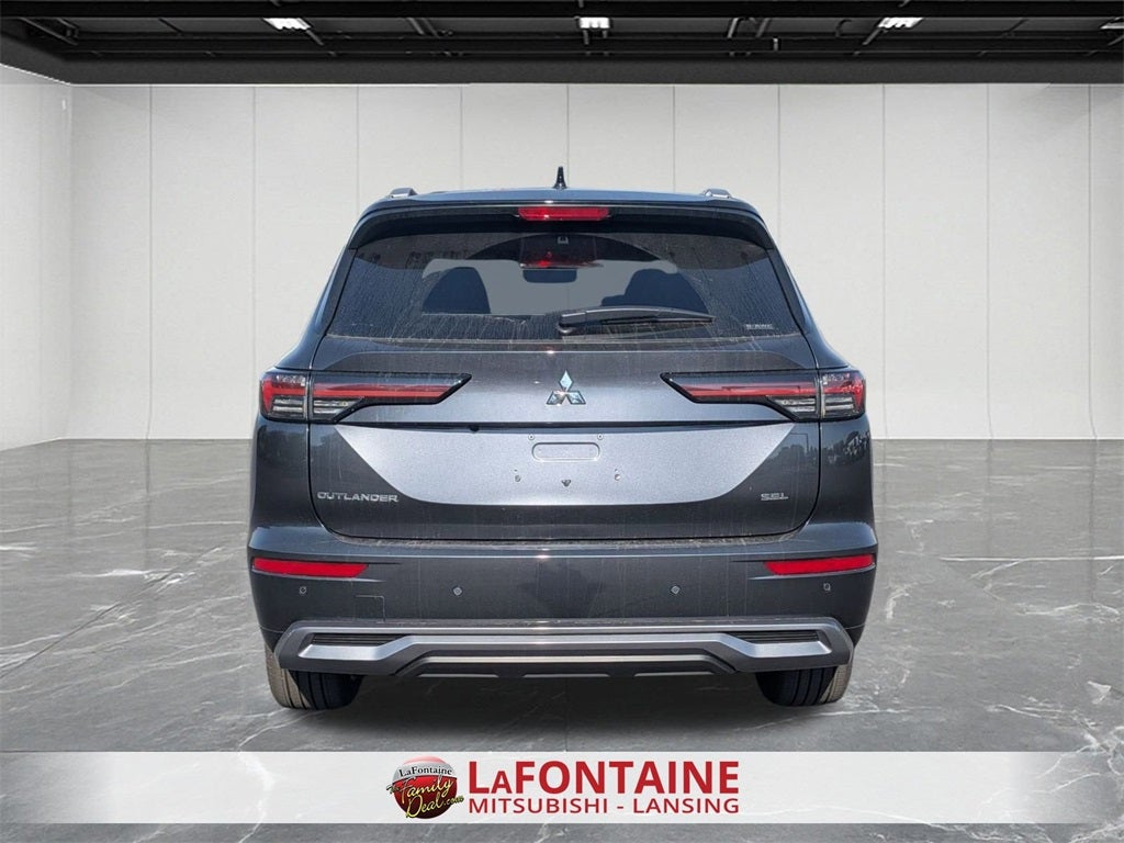 2025 Mitsubishi Outlander SEL