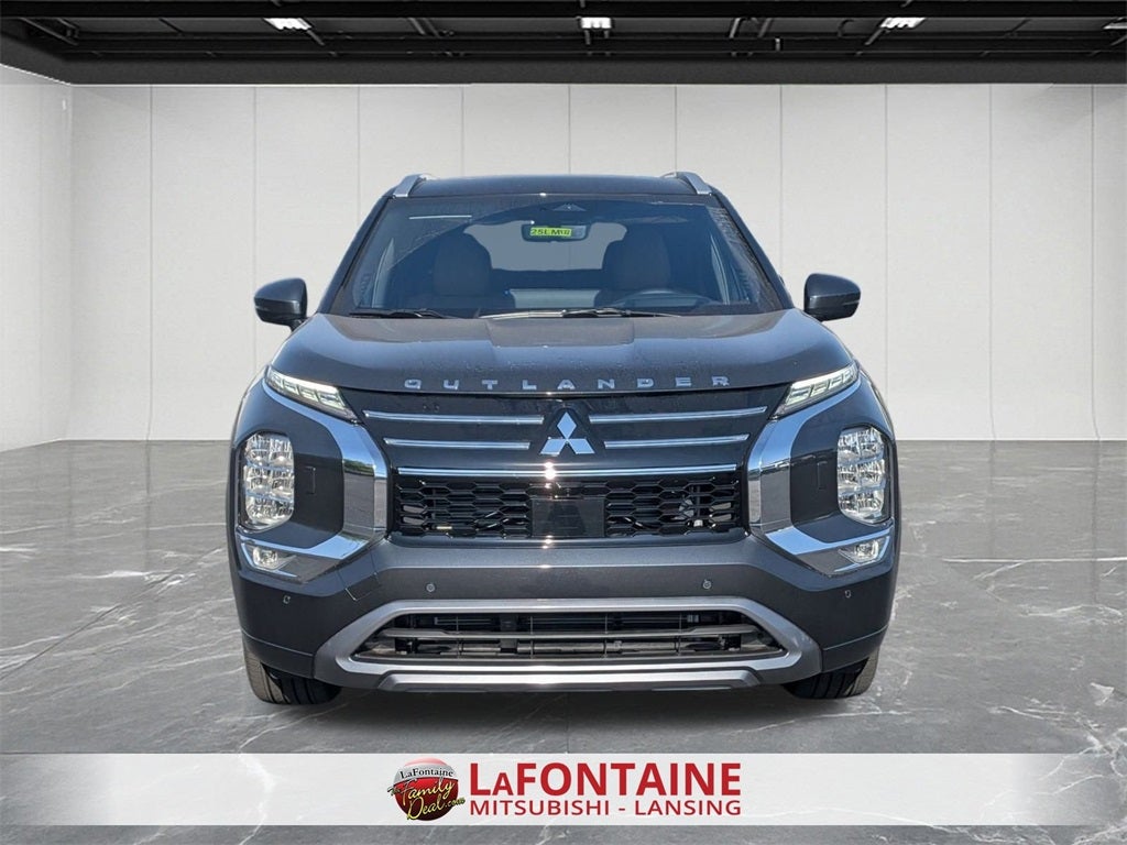 2025 Mitsubishi Outlander SEL