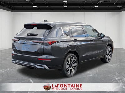 2025 Mitsubishi Outlander SEL