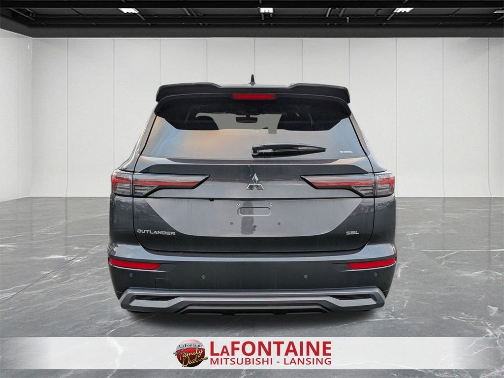 2026 Mitsubishi Outlander SEL
