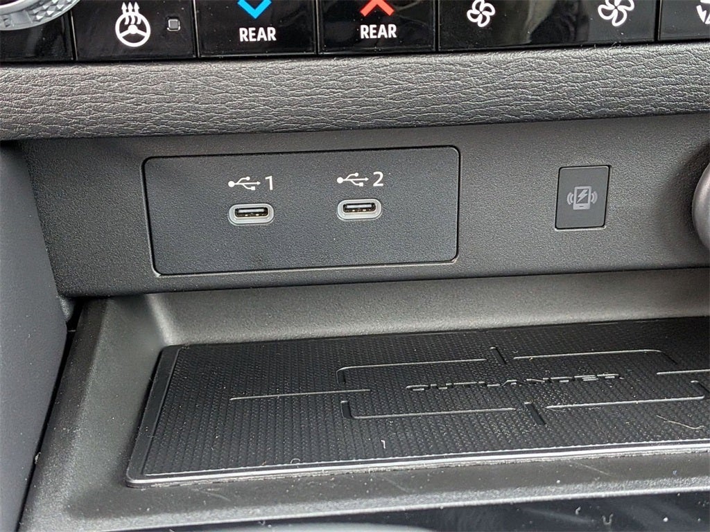 2026 Mitsubishi Outlander SEL