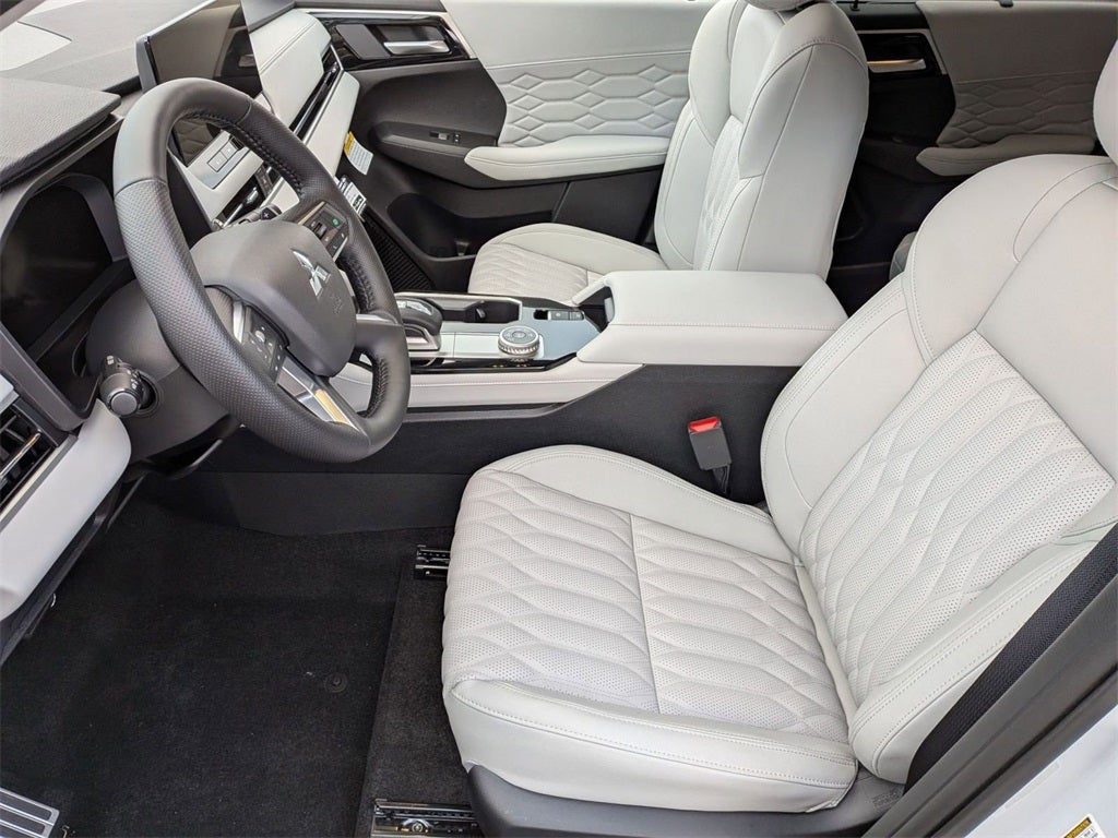 2026 Mitsubishi Outlander SEL