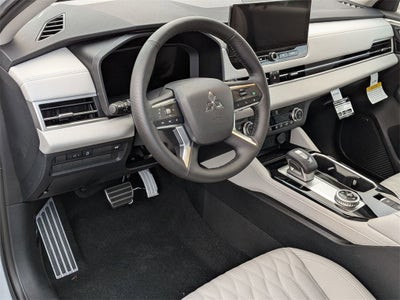 2026 Mitsubishi Outlander SEL