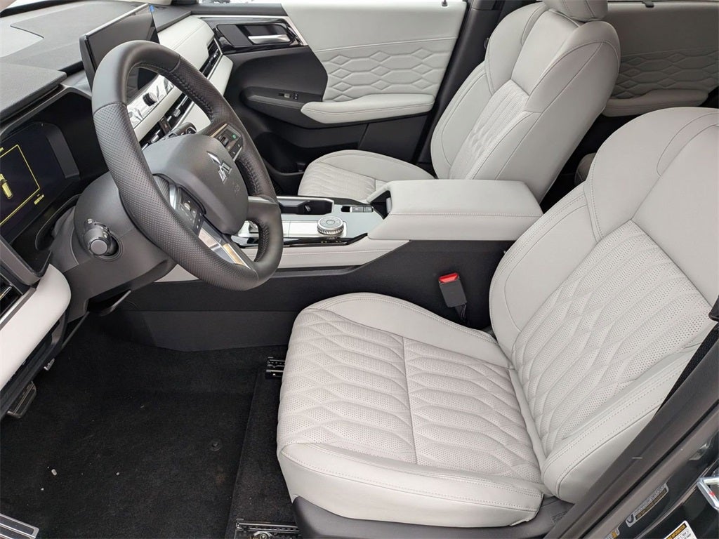 2026 Mitsubishi Outlander SEL