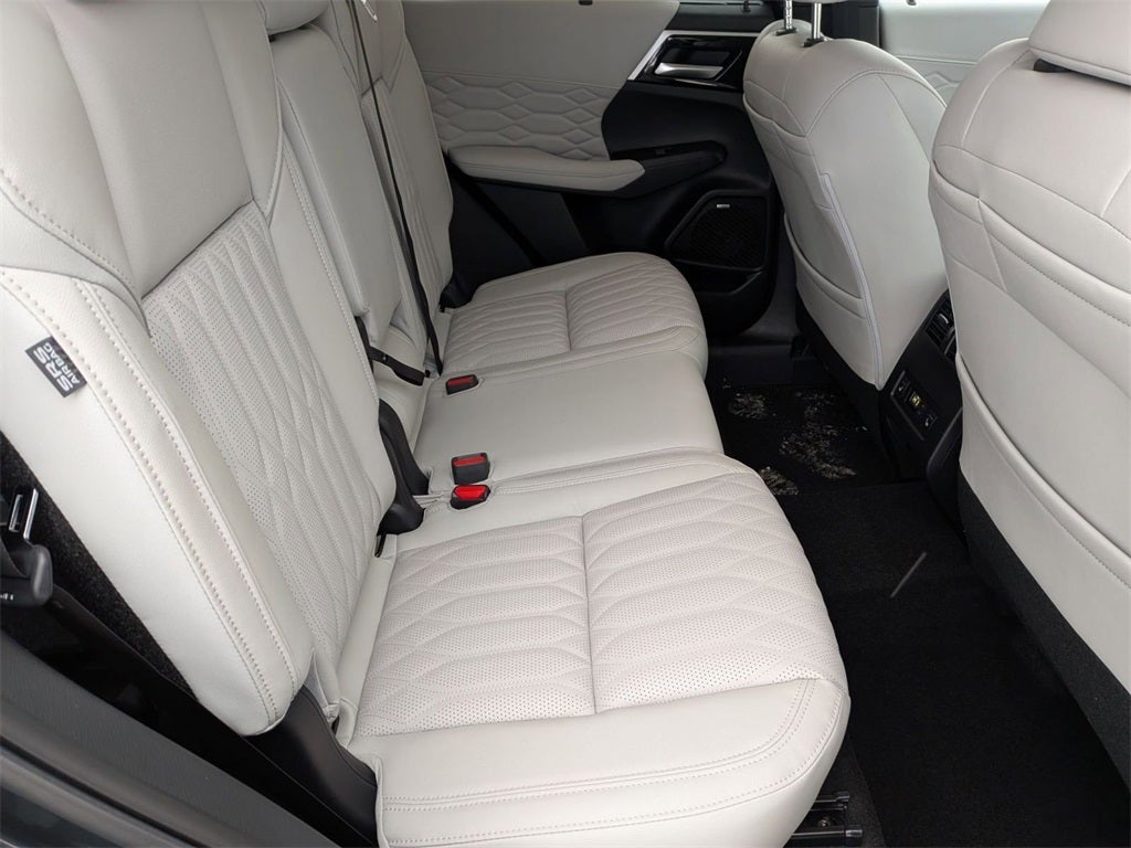 2026 Mitsubishi Outlander SEL