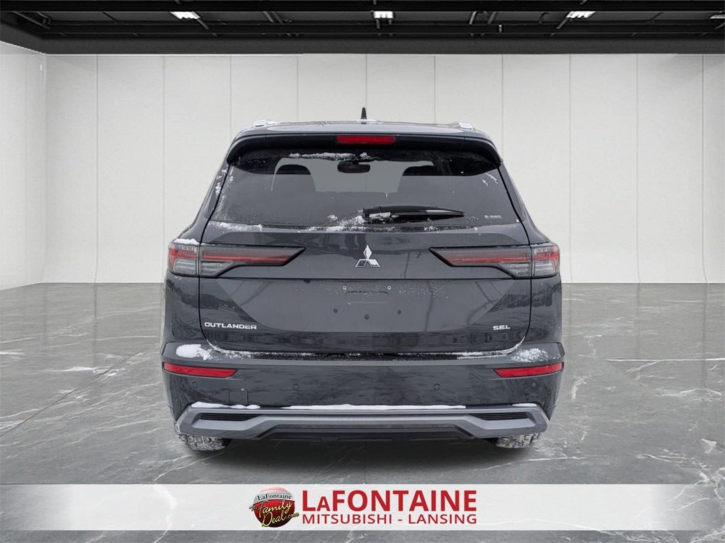 2026 Mitsubishi Outlander SEL