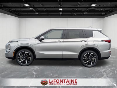 2025 Mitsubishi Outlander PHEV SE
