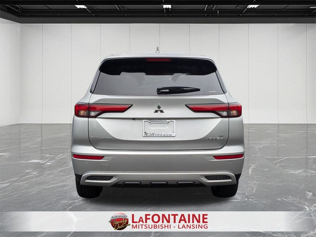 2025 Mitsubishi Outlander PHEV SE