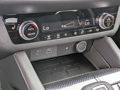 2025 Mitsubishi Outlander PHEV SE