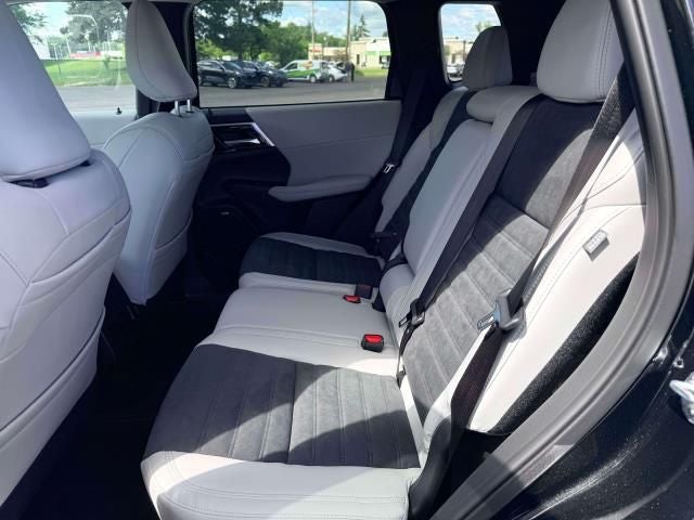 2026 Mitsubishi Outlander PHEV SE