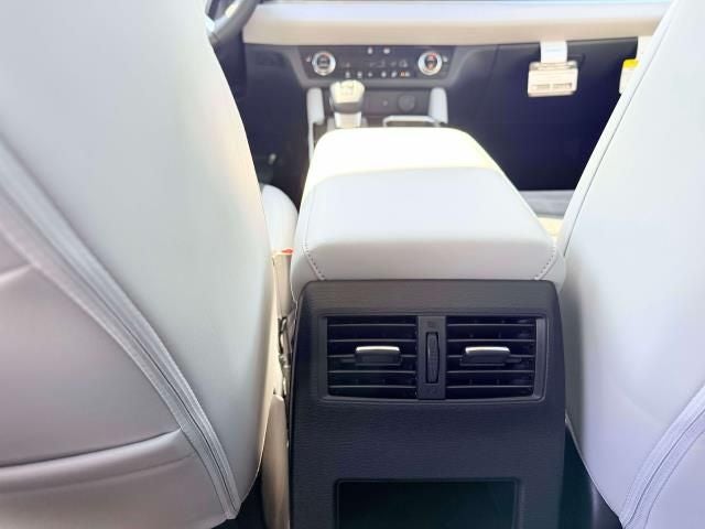 2026 Mitsubishi Outlander PHEV SE
