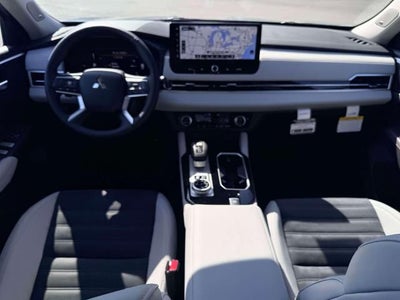 2026 Mitsubishi Outlander PHEV SE