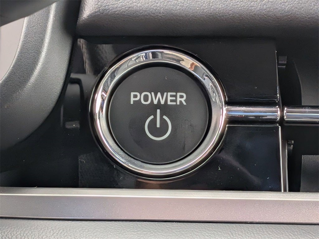 2025 Mitsubishi Outlander PHEV SE