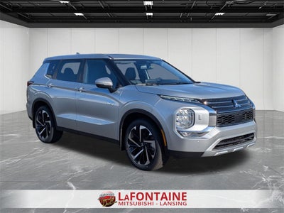 2025 Mitsubishi Outlander PHEV SE