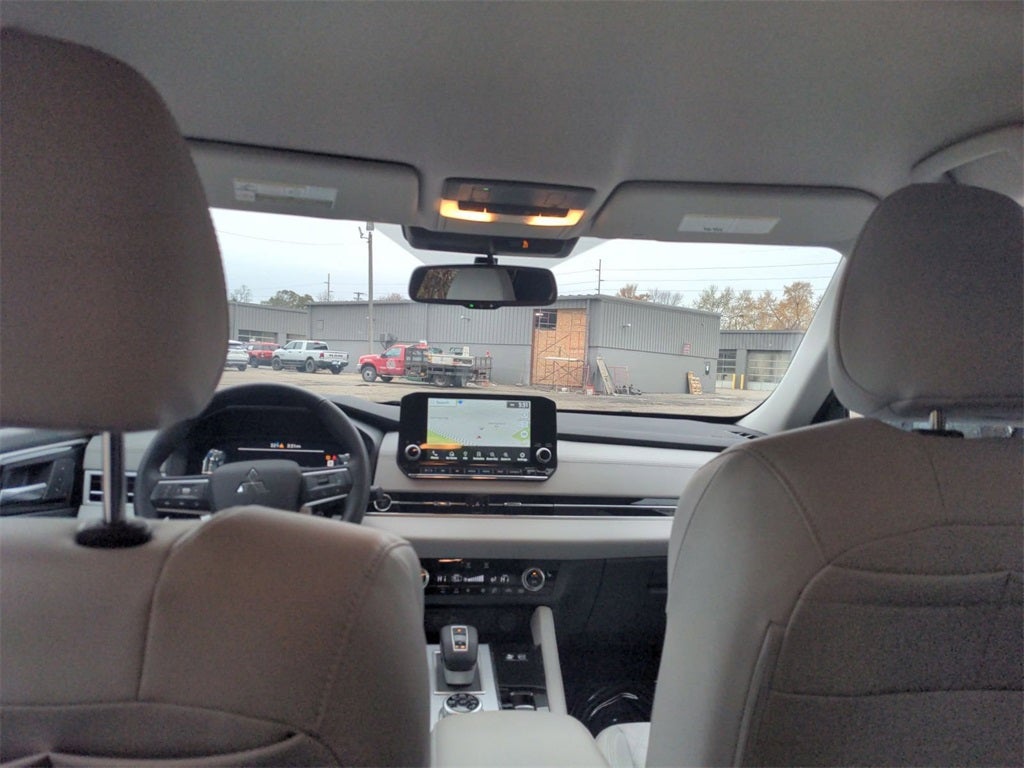 2023 Mitsubishi Outlander PHEV SEL 40th anniversary