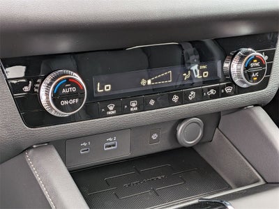 2025 Mitsubishi Outlander PHEV SE