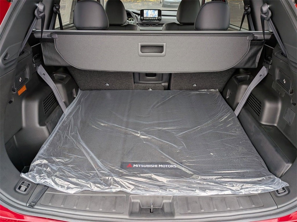 2025 Mitsubishi Outlander PHEV SE