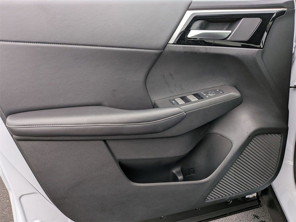 2025 Mitsubishi Outlander PHEV SE